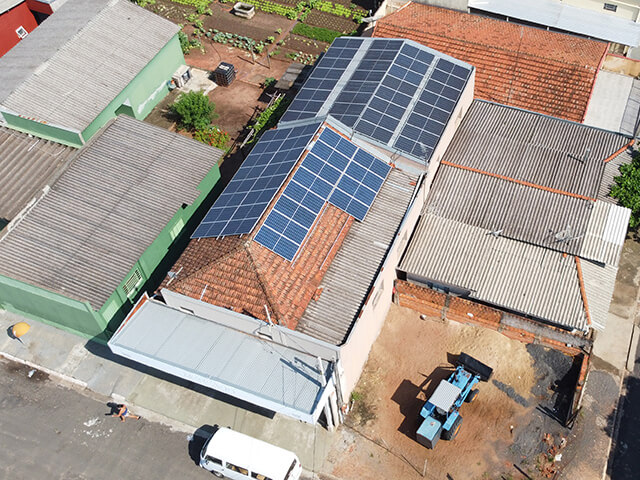 Instalação fotovoltaica — Lupércio (SP) – Mercado Sta. Tereza
